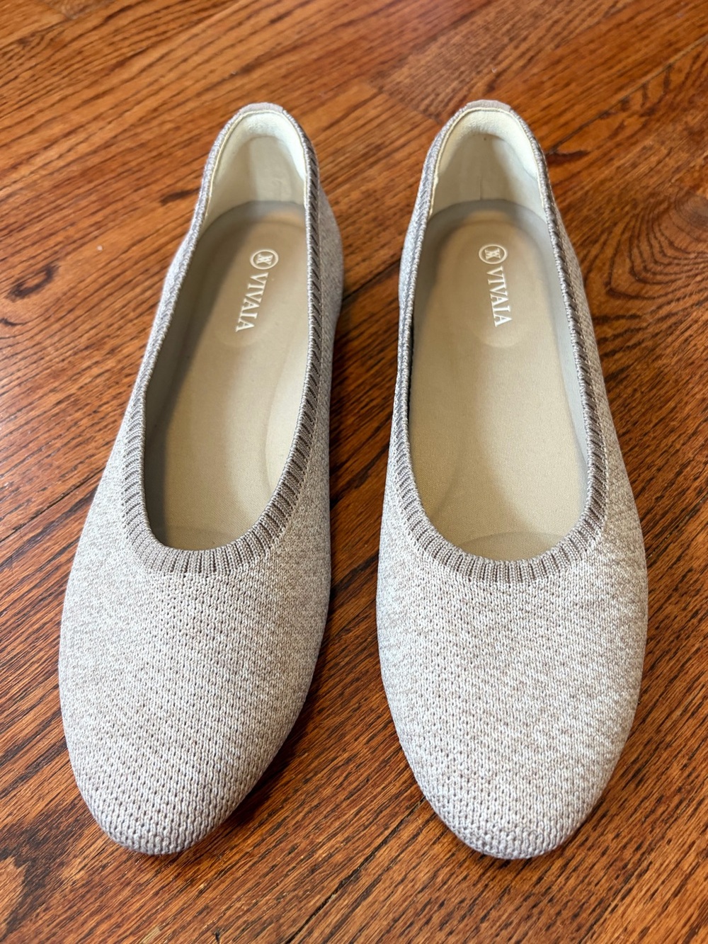 EUC Vivaia Claire Knit Round Toe Slip On Ballet Flats Women’s Size EU 39